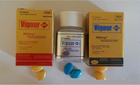 Бутылка таблетки ЛЮБИМЦА золота и серебра изготовленная на заказ обозначает размер ярлыков бутылки таблетки Принтабле Мулти